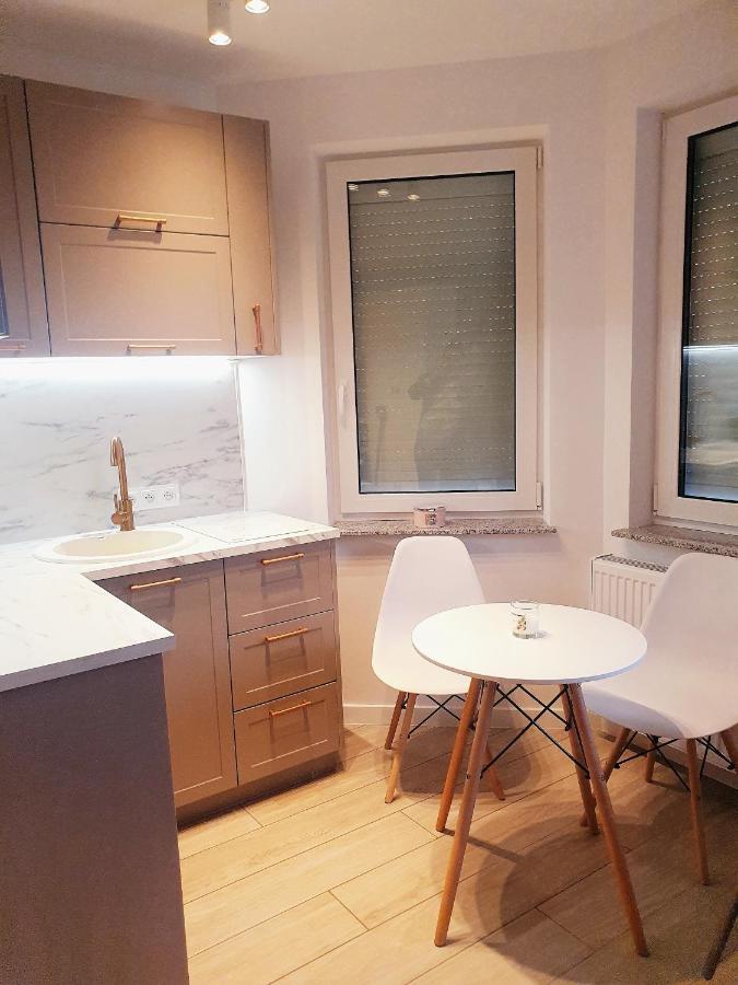 Apartament Beige Z Ogrodkiem Dziwnówek Eksteriør bilde