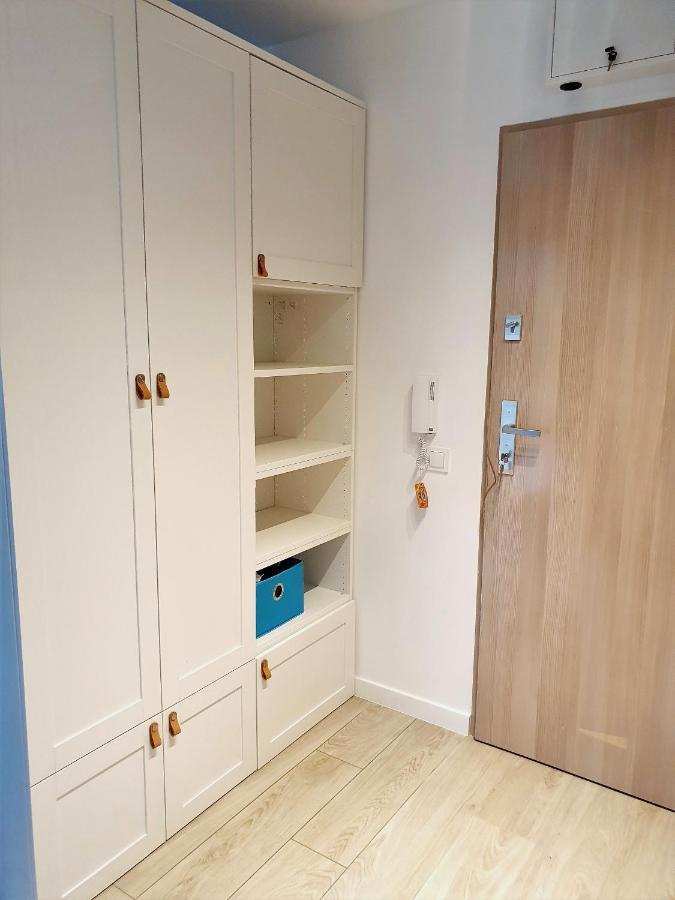 Apartament Beige Z Ogrodkiem Dziwnówek Eksteriør bilde