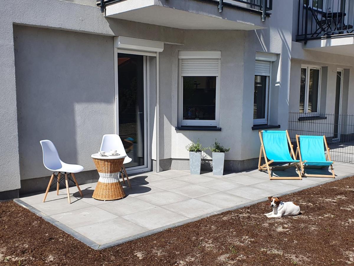 Apartament Beige Z Ogrodkiem Dziwnówek Eksteriør bilde